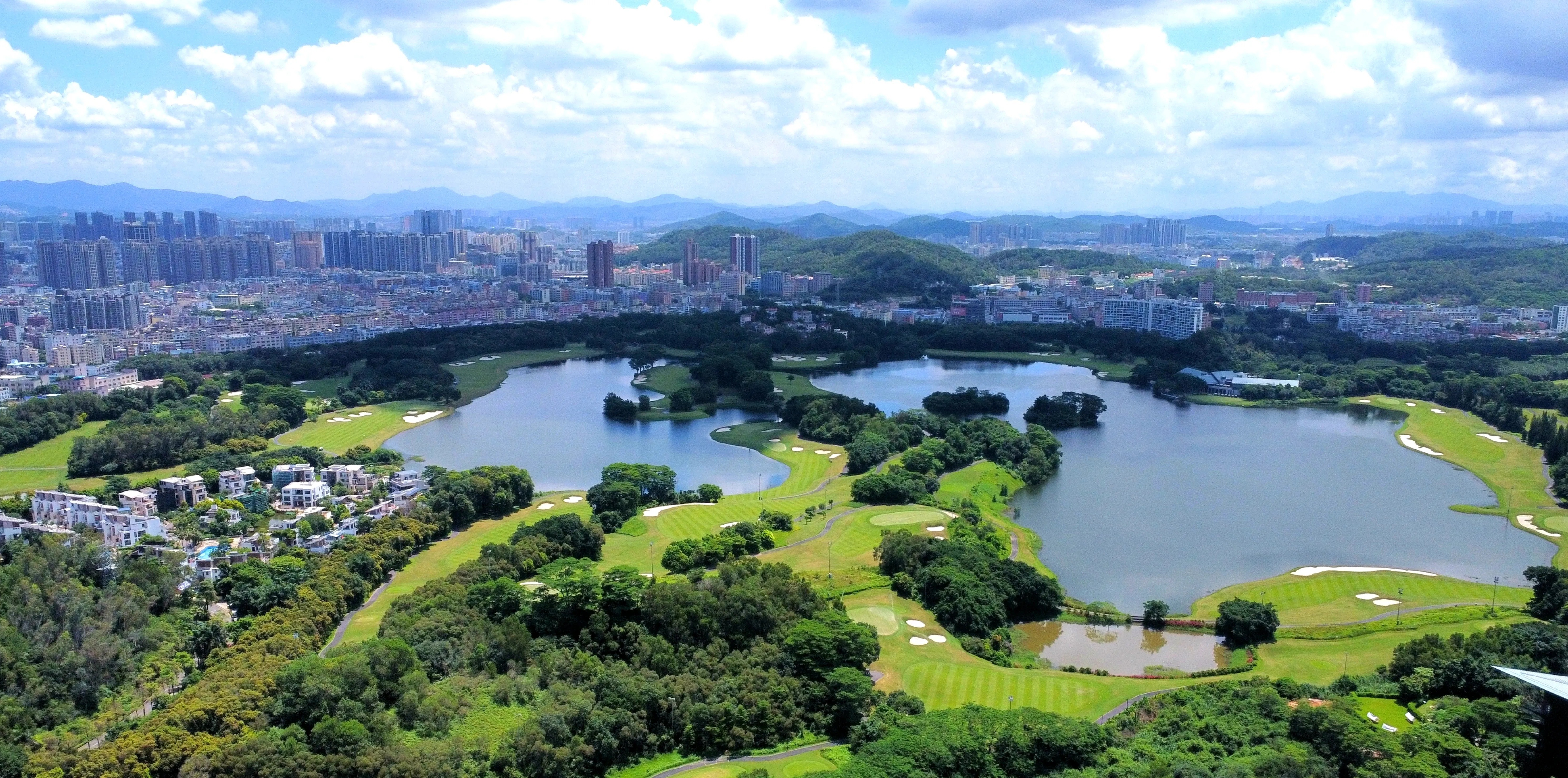 深圳市生态环境局龙岗管理局局长洪晓群:当好生态环境高水平保护促进