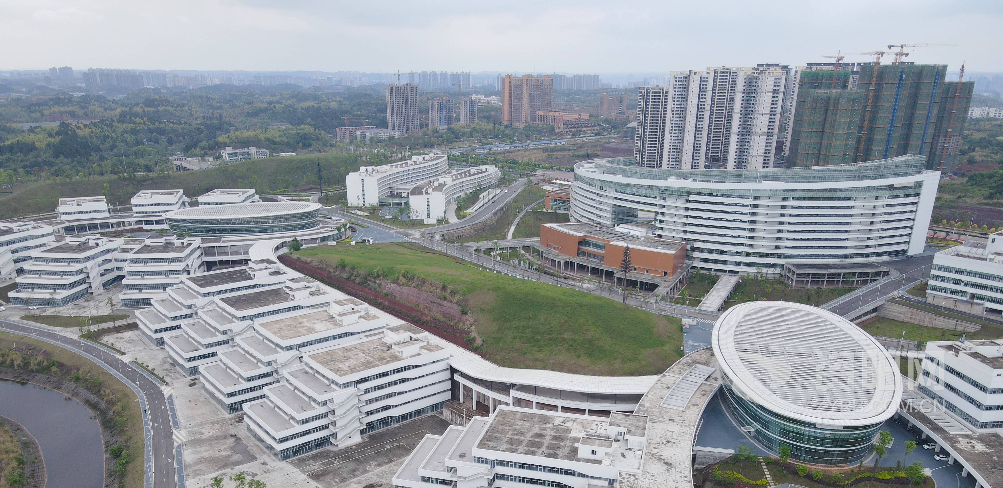 企业"拎包入住" 产业加速集聚 资阳高新区标准厂房助力企业发展"加速