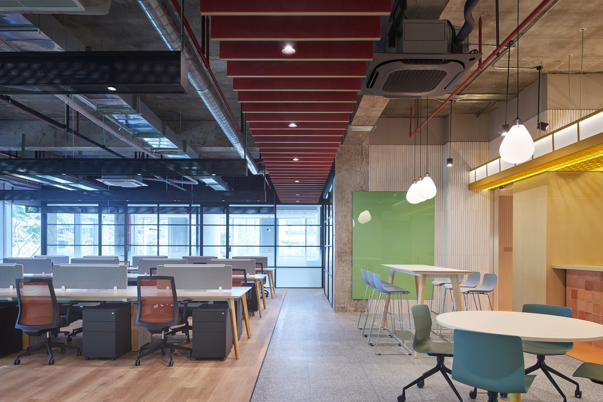 工装装修分享|3200平办公室装修,赋予了空间更多的故事性