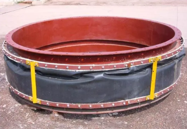 干货!几种管道伸缩节材质与应用分析