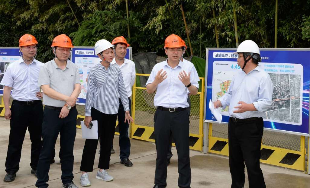 杭迎伟调研张江科学城扩区提质,检查建设工地安全生产工作