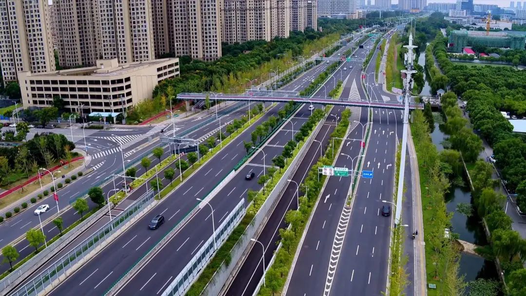 喜迎党代会|交通基础设施持续扩容 谱写城市布局精彩华章