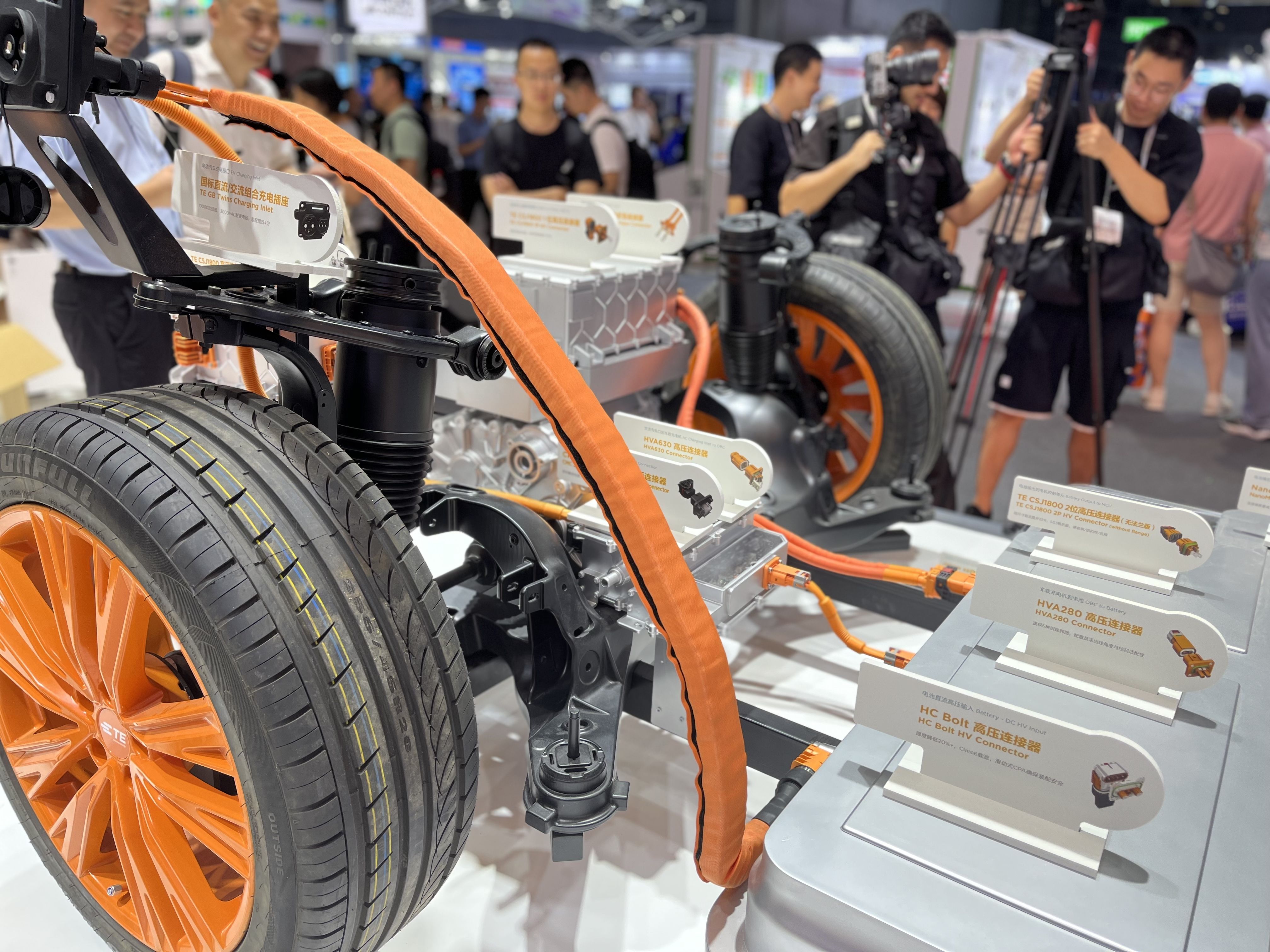 最前线丨泰科电子孙晓光:整车架构集中式将降低连接器总量,但性能要求