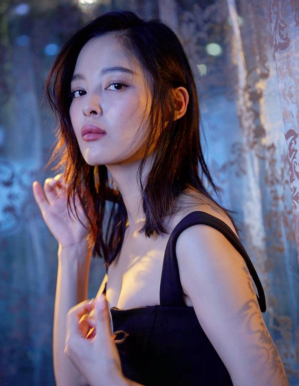 辛芷蕾是娱乐圈中颜值高,演技好的女演员,尤其是她的摄影爆款非常有