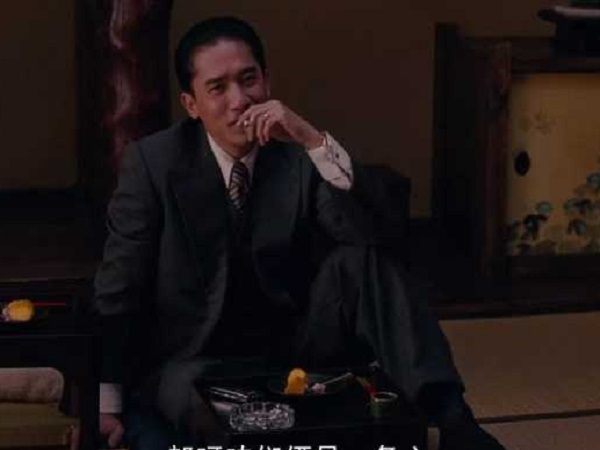 色戒:易先生为什么不救王佳芝?如果救下了,他们能一起生活吗?