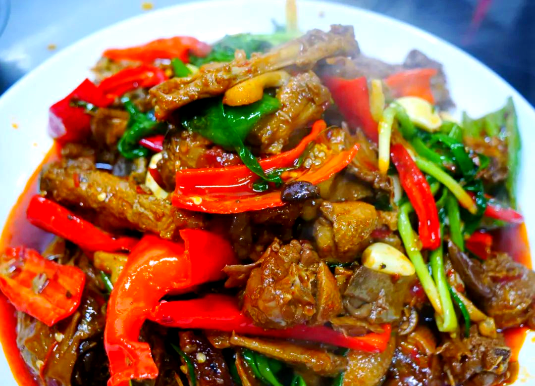 芷江鸭:不只是美食,更是人生缘分菜