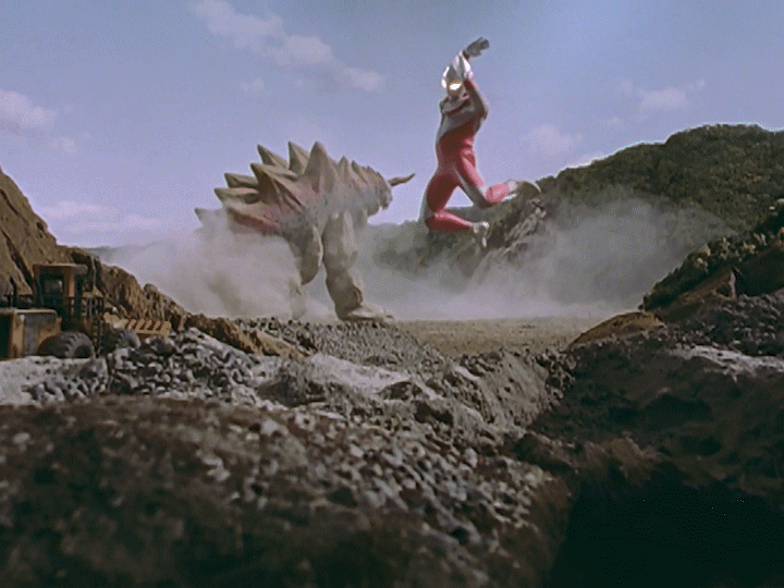 重温迪迦:经典名梗一个接一个,光之巨人名为迪迦