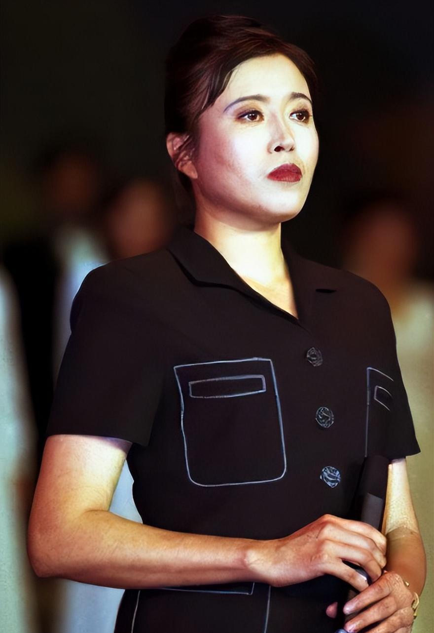 丁嘉丽一手捧红孙红雷,爆火后,这个"白眼狼"却忘恩负义!