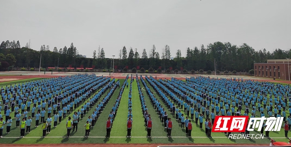 "校园追梦" 岳阳市第十六中学成功创办6周年