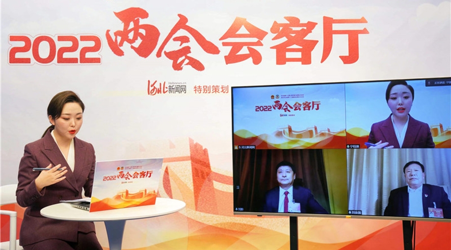 两会会客厅两位村支书代表热议乡村振兴三次产业融合发展助农增收