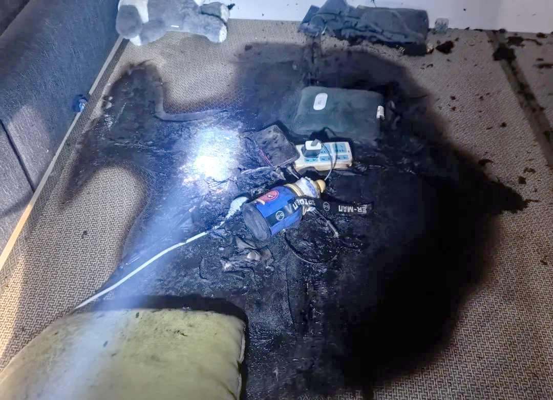 北京大兴区一居民家中清晨起火,原因系插线板线路故障