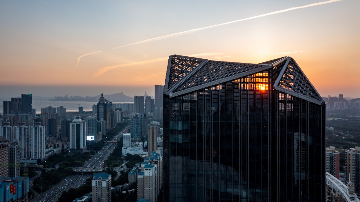 助力海外风险防控:平安产险创新打造"1 n"保险服务方案