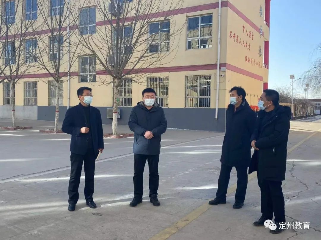 市教育局党组书记,局长马立鹏到大渡河初级中学调研