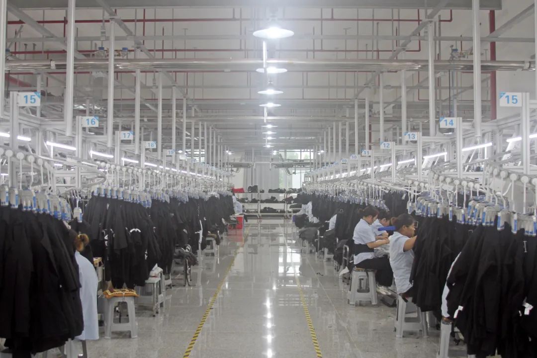 智能"织造"成就阿尔本制衣"中原崛起"之梦