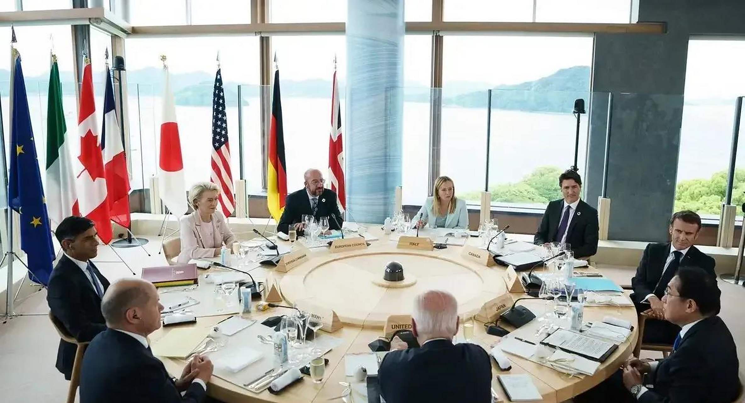 g7峰会马克龙不开心!
