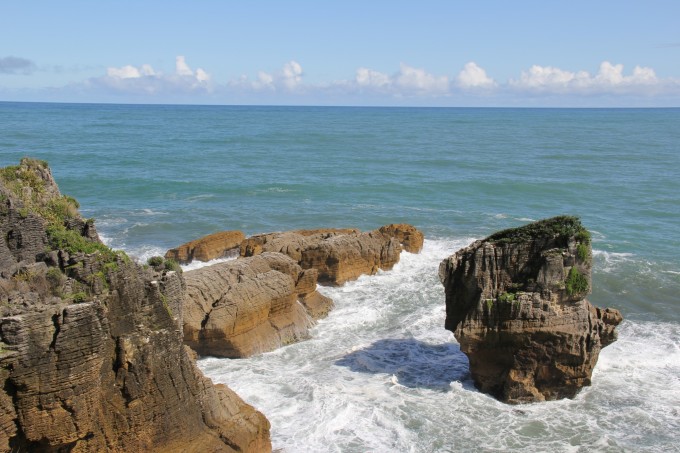 我的新西蘭打工度假籤——南島千層薄餅巖pancake rocks看海浪