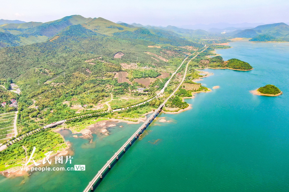 浙江长兴:合溪水库美景如画