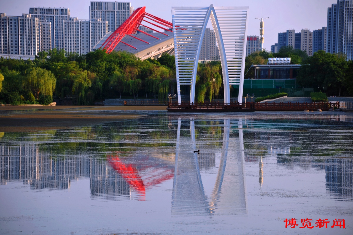 博览组图︱淄博新区水系公园:夕阳醉了