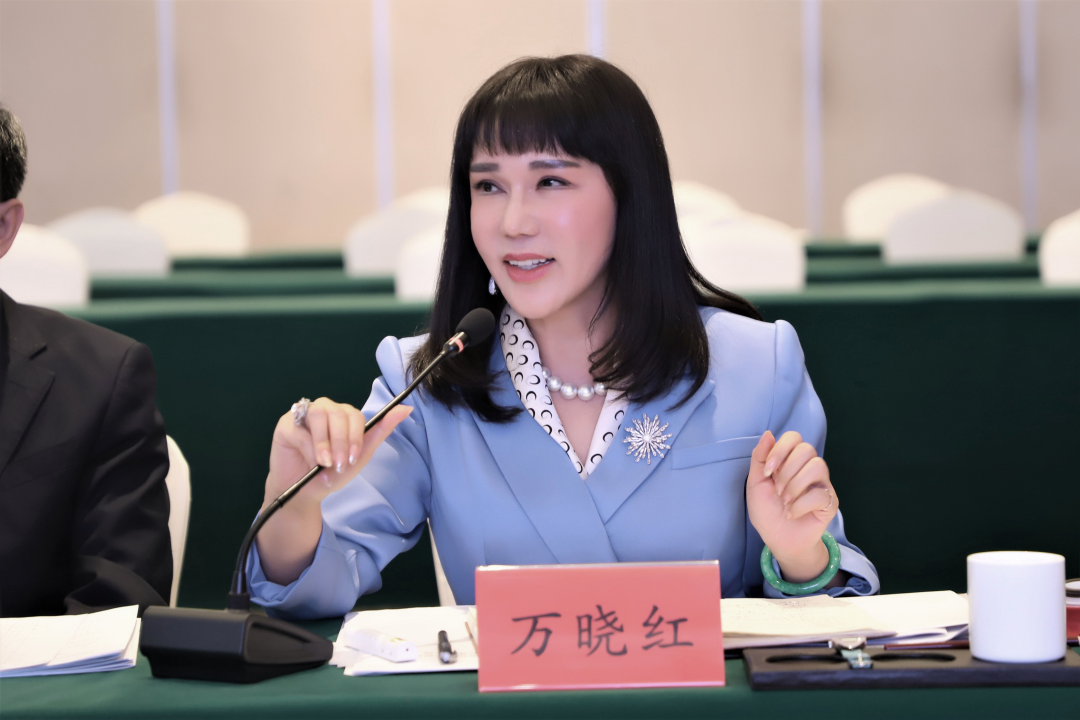 区政协常委,呼和浩特市永泽建设工程咨询有限公司董事长万晓红感言:党