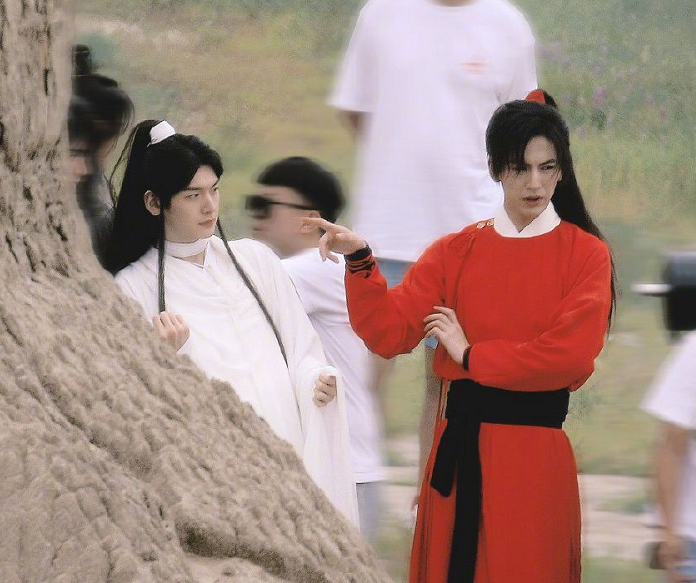 《天官赐福》真人版南风,扶摇妆造出来了,比花城还要"土豪"
