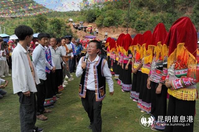 多彩民俗活动引客来 楚雄州禄丰市广通镇举办"六月六"彝族情人节活动