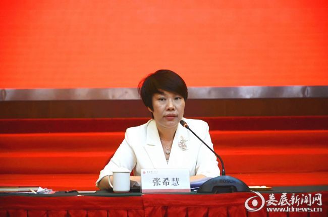 张希慧:提高行政效能 不断优化政务服务环境和营商环境