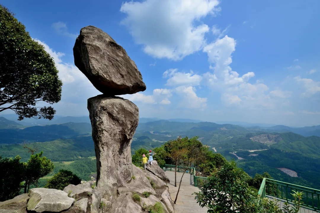 世外桃源菜溪岩