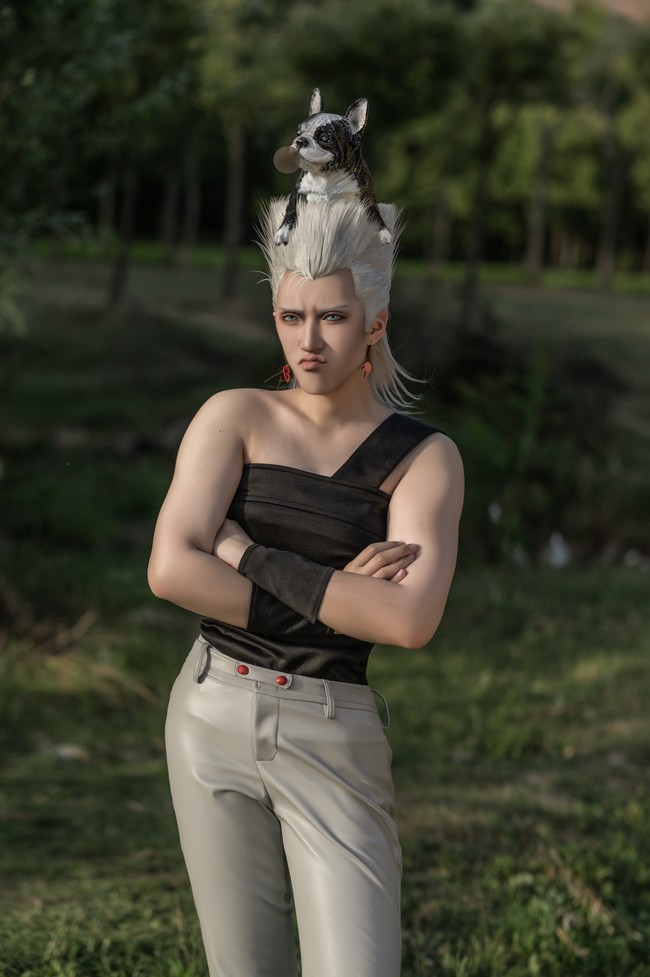 法国大甜心神作cos,超还原的硬核平头,真不愧是jojo的老观众!