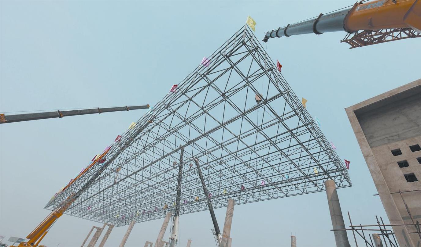 螺栓球网架吊装方法之地面拼装法