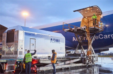 台积电三星松口气！ASML EUV路线图曝光：Low NA服役至2031年