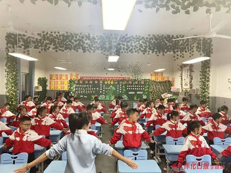 怀化市宏宇小学一段课间律动舞蹈走红的背后
