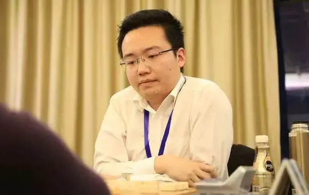 上海杯首日鏖兵,蜀山少侠郑惟桐状态高昂,两连胜匹马领先