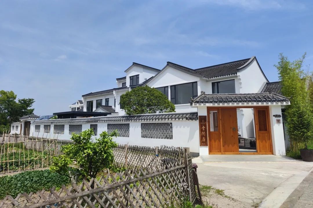 尽享"剩"夏时光,青村镇吴房村这几家绝美民宿等你来打卡