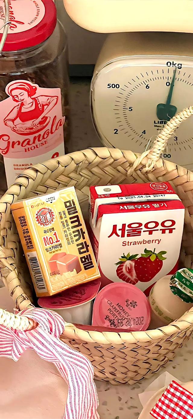 ins温柔奶油色系壁纸