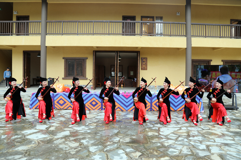 龙州县举办甫茶屯"禁毒·研学·旅游"活动