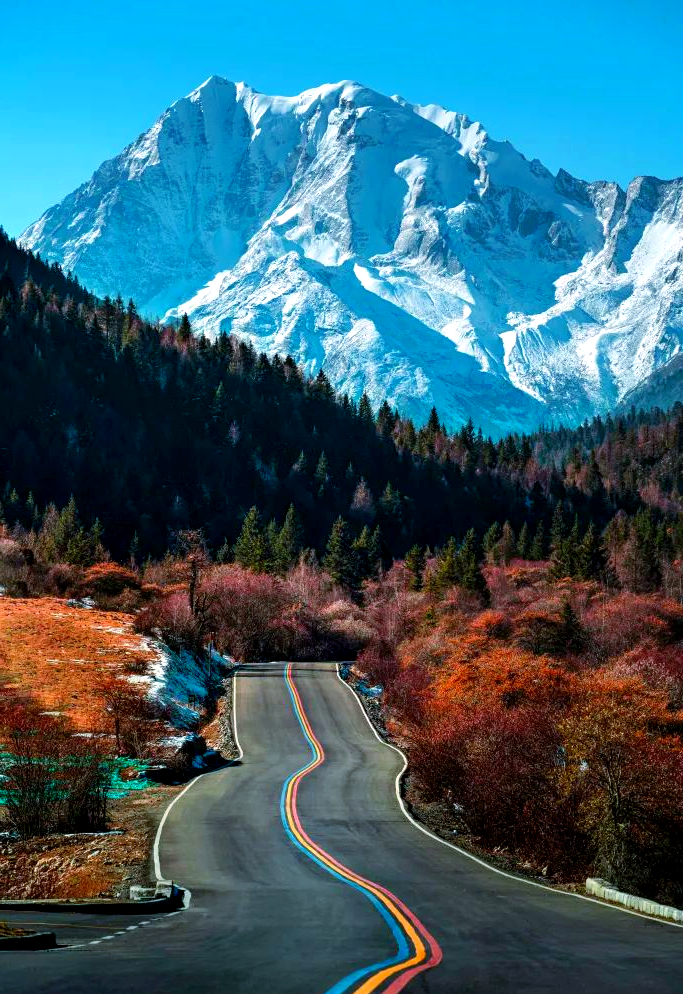 探秘g318川藏线:领略中国大地的壮丽风光与丰富文化