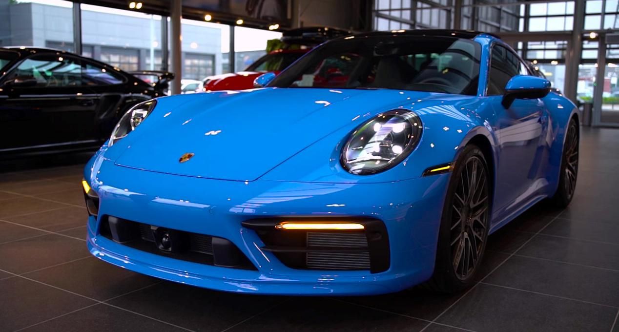 全新保时捷992 carrera s——天蓝超跑