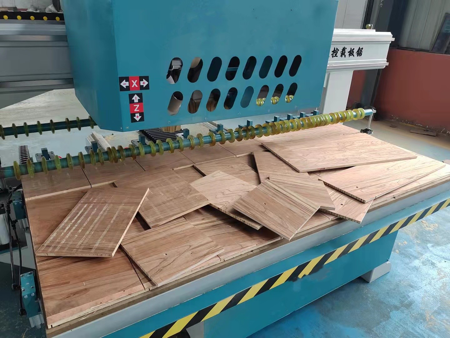 立式裁板锯 往复切割锯便宜好用