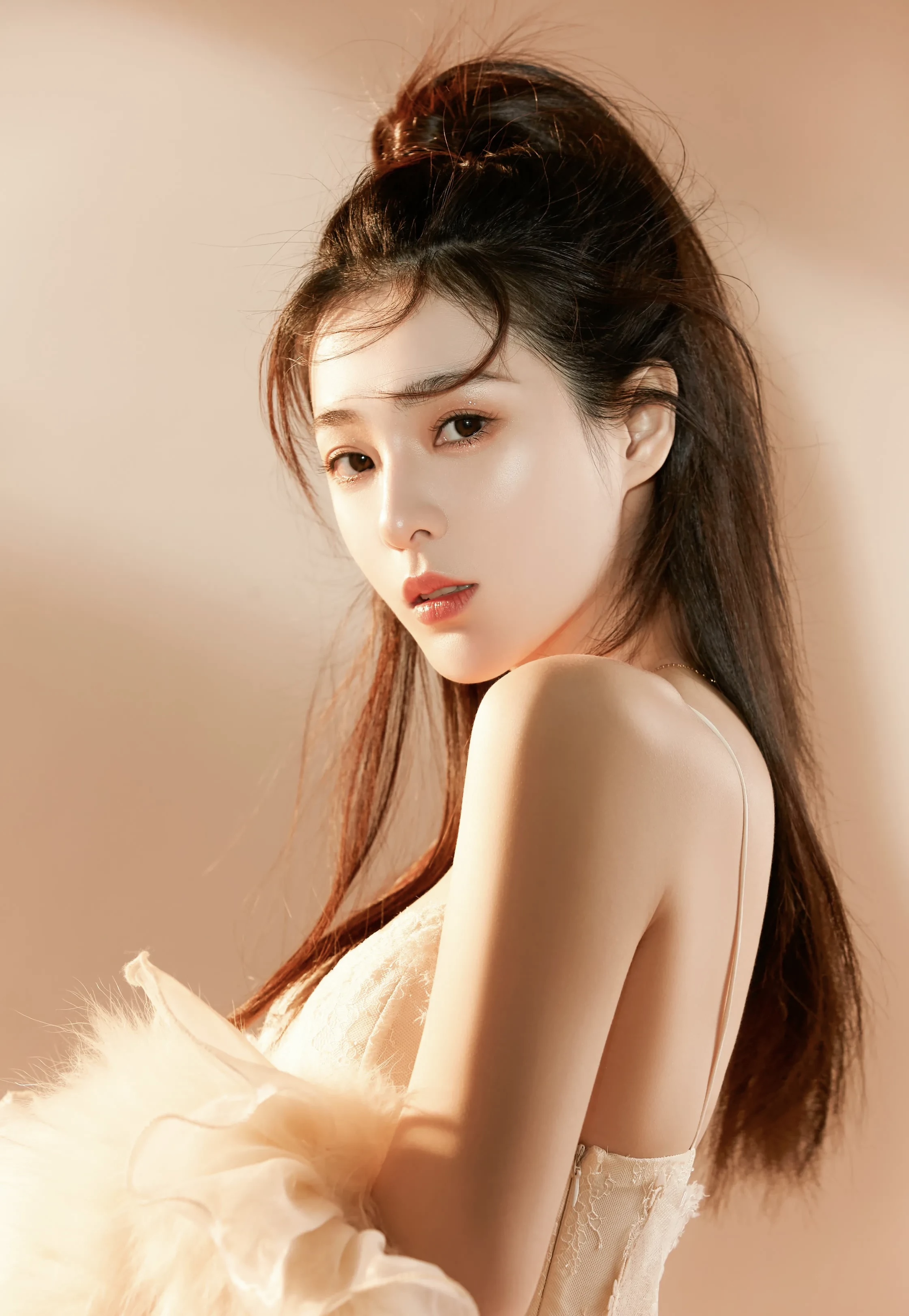 女神降临:演员林子晴超清美图,这就是绝代佳人吧