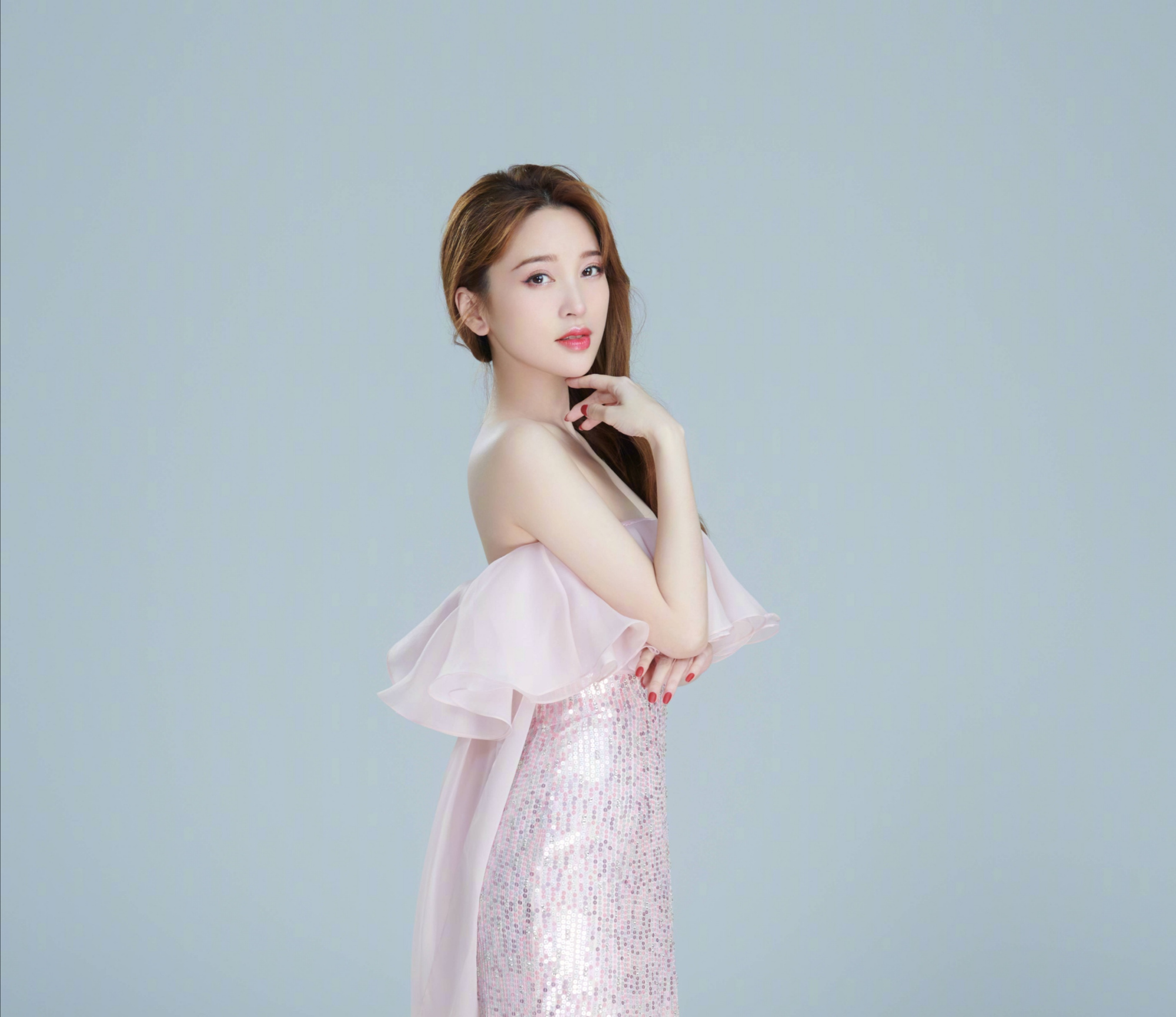 金莎择偶高标准上热搜,但我觉得,她才是最真实的