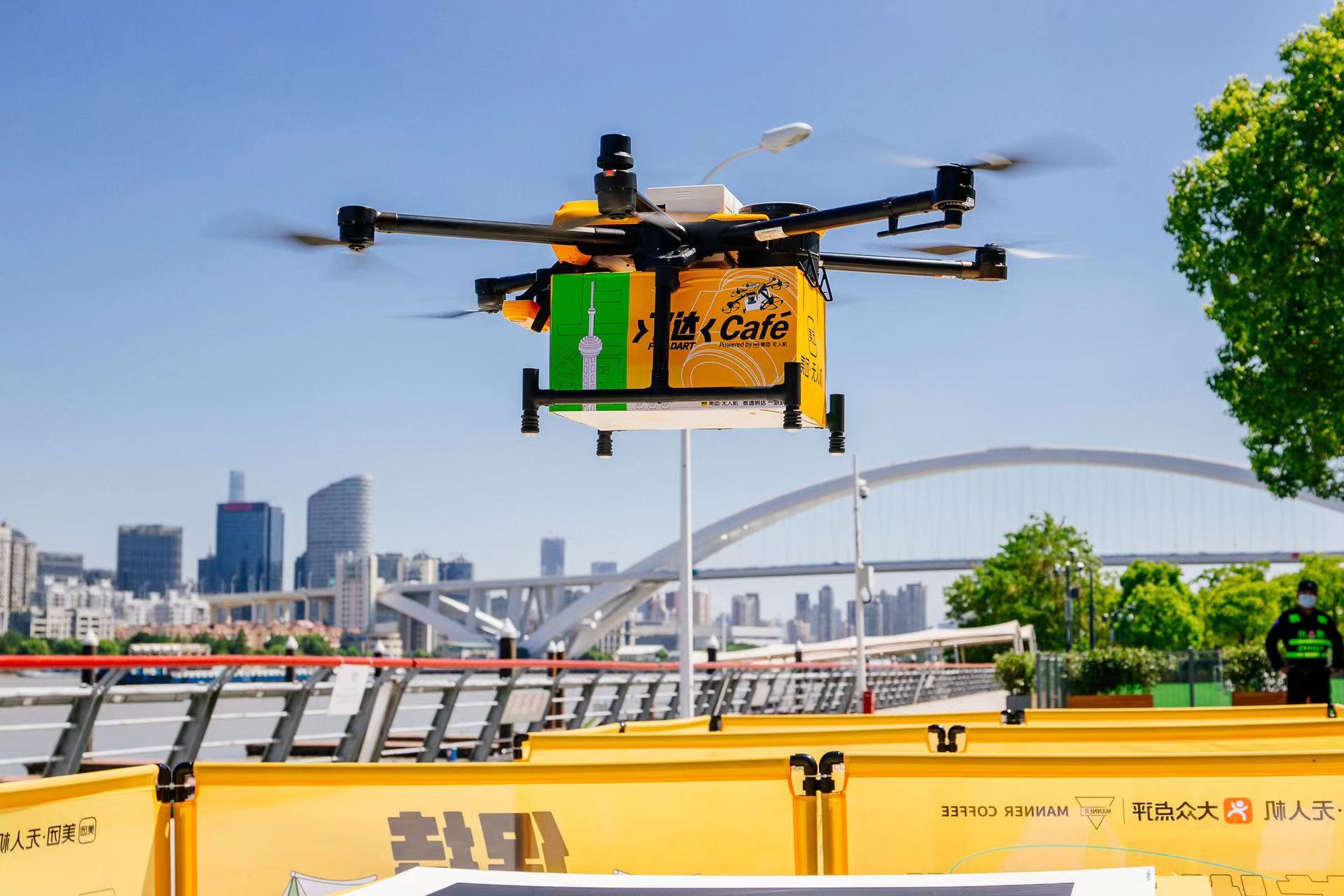 外卖咖啡掐秒送,上海的咖啡味越来越浓