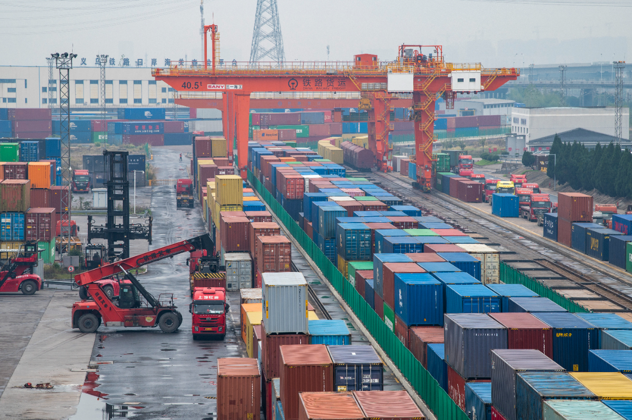 浙江义乌:"义新欧"中欧班列创新高