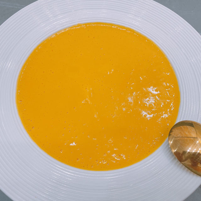 简简单单,一日三餐,营养均衡,牛奶南瓜羹