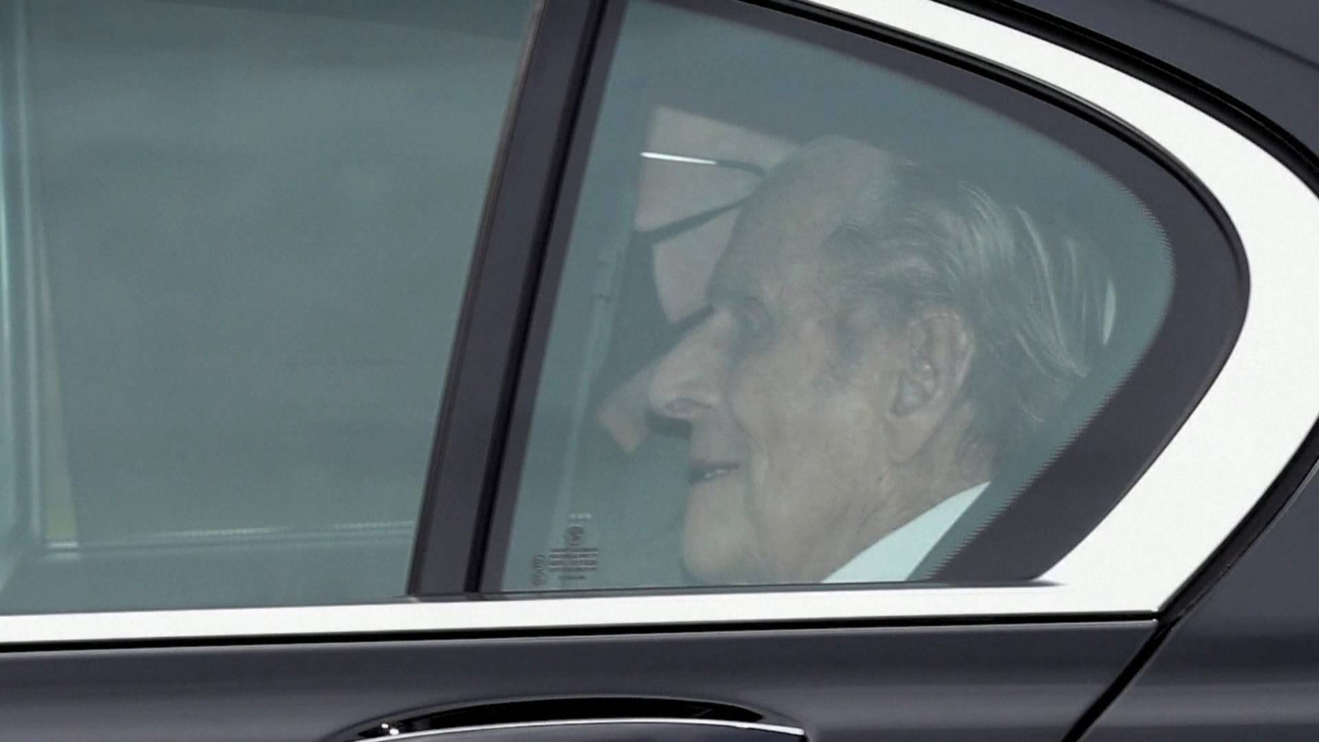 36秒|99岁的菲利普亲王住院4周后出院 精神状态良好