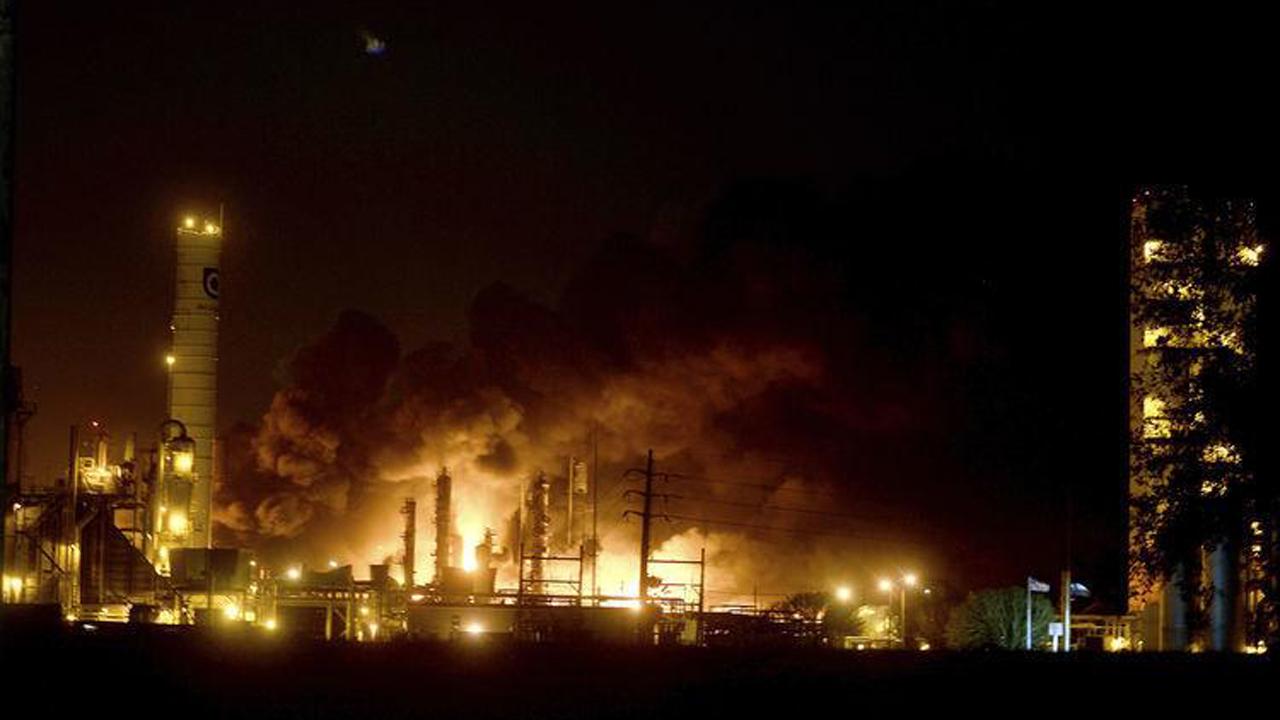 湖南宁乡一废旧电池处理厂发生爆炸 已致1死20伤