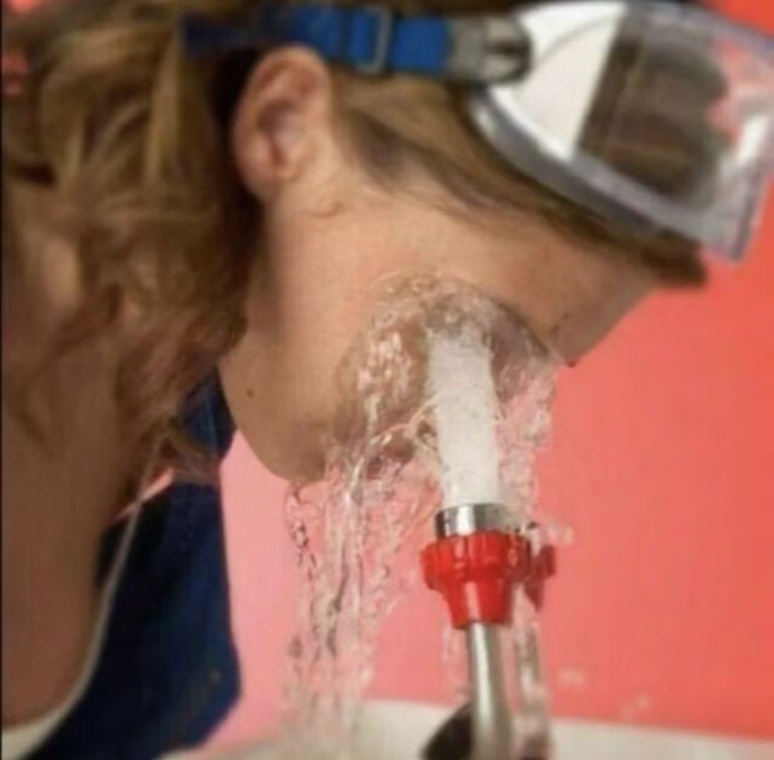 眼睛有必要用洗眼液洗洗吗?没必要还有伤害!