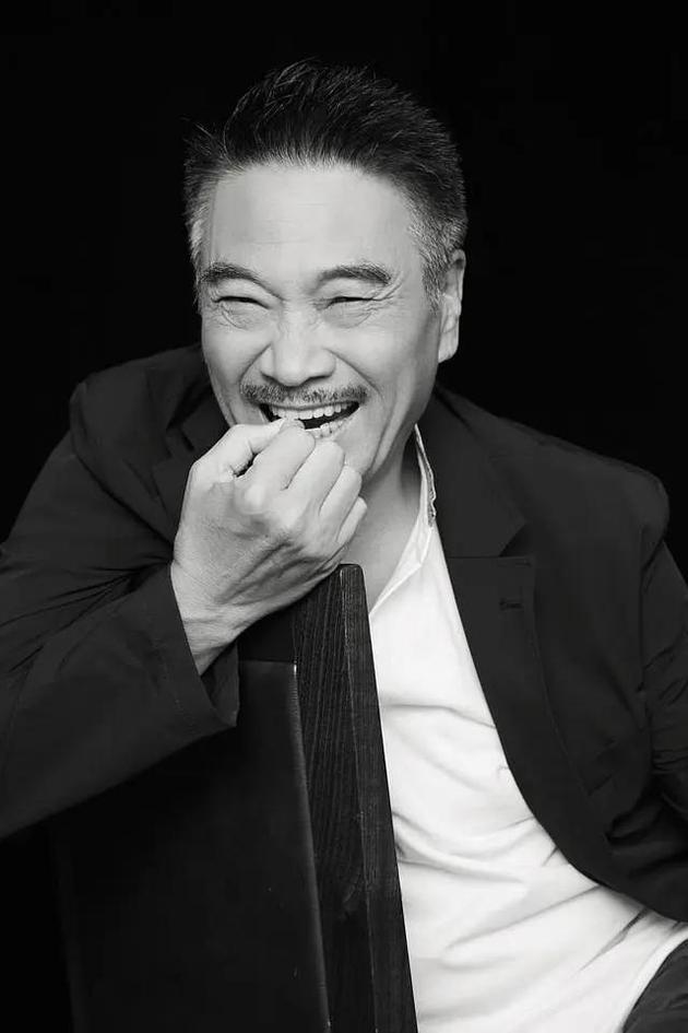 2021年去世的10位明星,风光背后都是泪水与辛酸