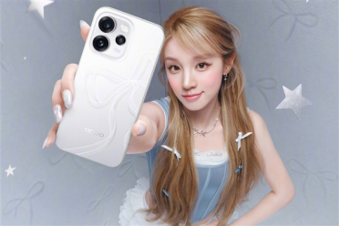 全球首发出圈实况拼图！OPPO Reno15系列下周登场