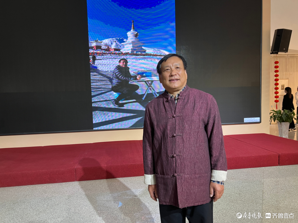 张洪华人物画作品全国巡展(泰安站)在泰安市美术馆开幕