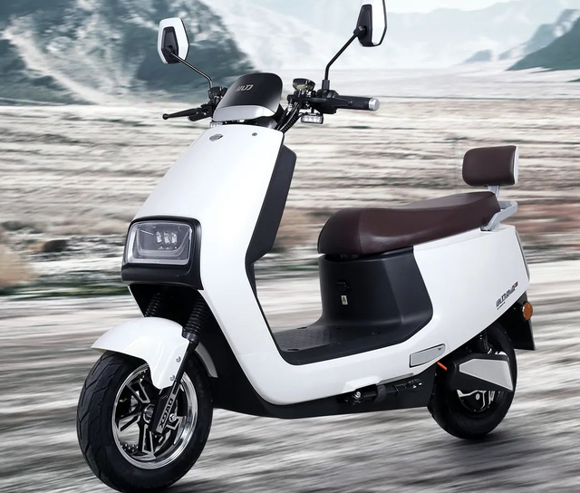 小刀n11长征山区版来了,配石墨烯电池,续航200公里,适合跑长途